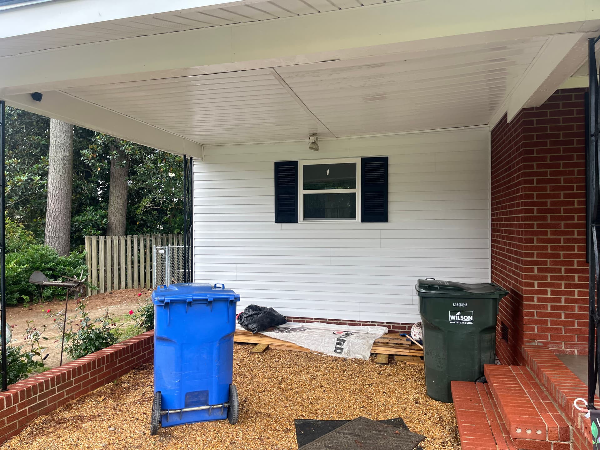 Gallery photos for Home Exterior House Wash in Wilson NC: Image #1