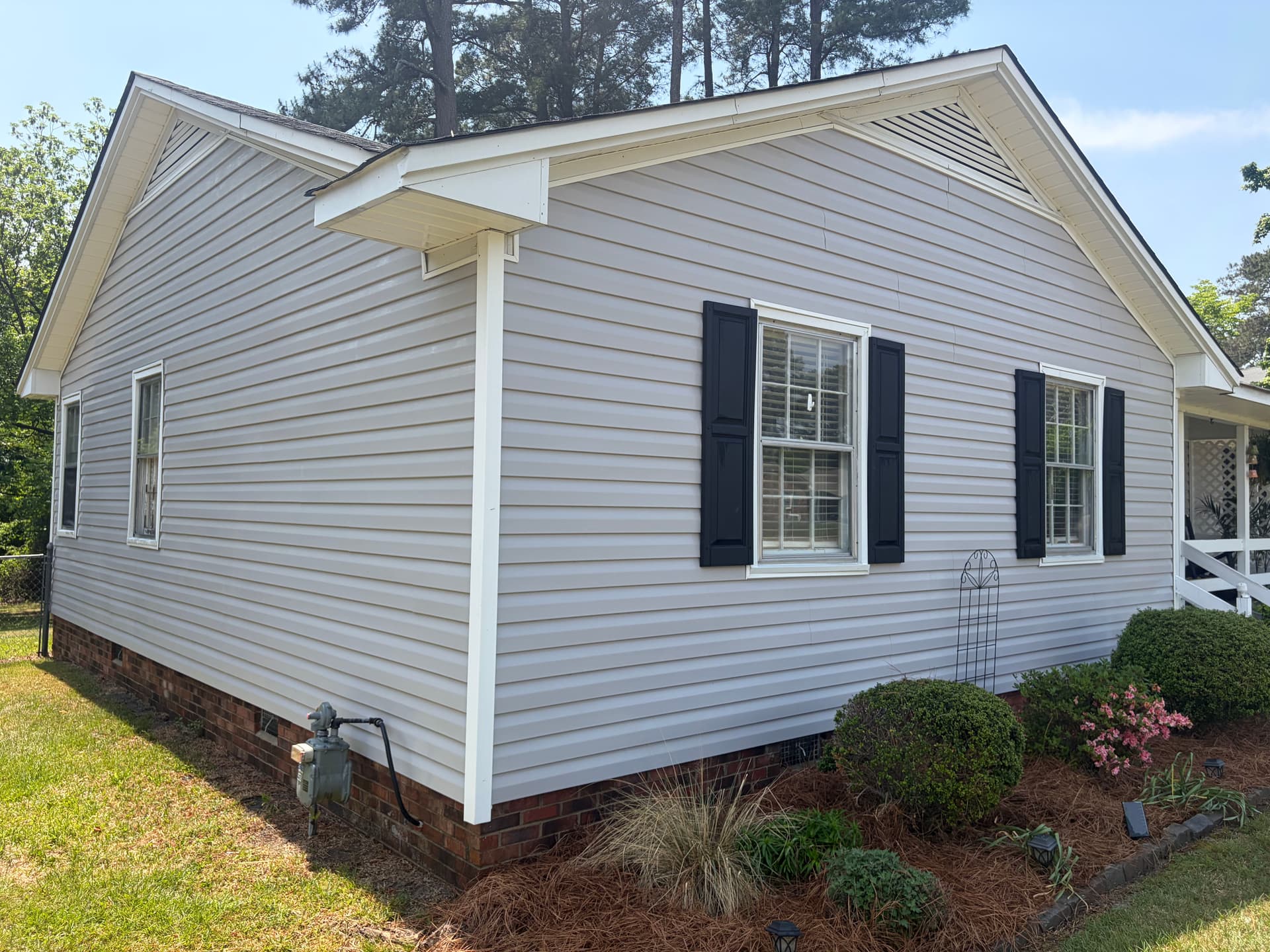 Gallery photos for House Washing and Walkway Cleaning in Wilson NC: Image #3
