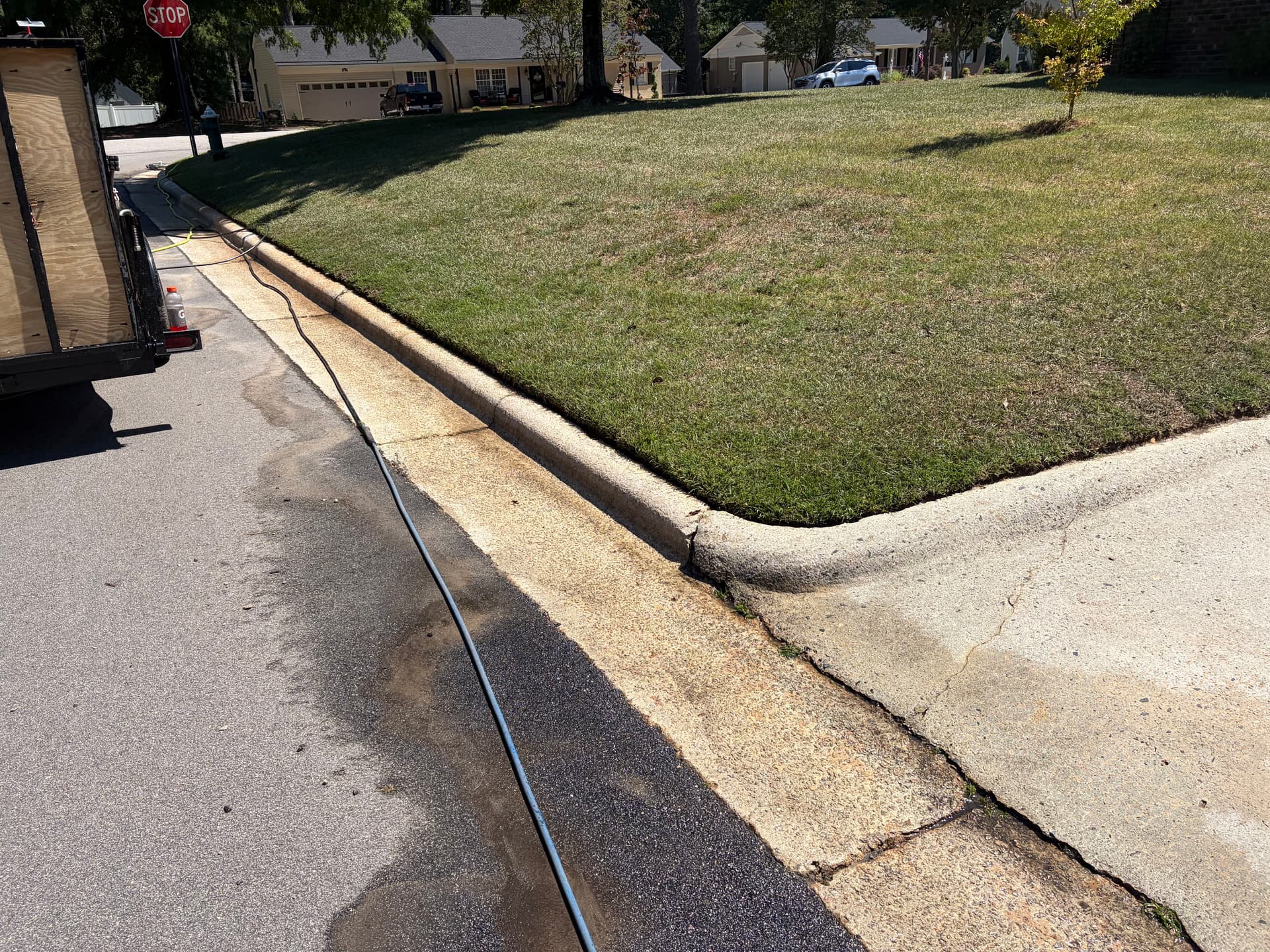 Gallery photos for Concrete Driveway Pressure Wash That Actually Makes a Difference: Image #3