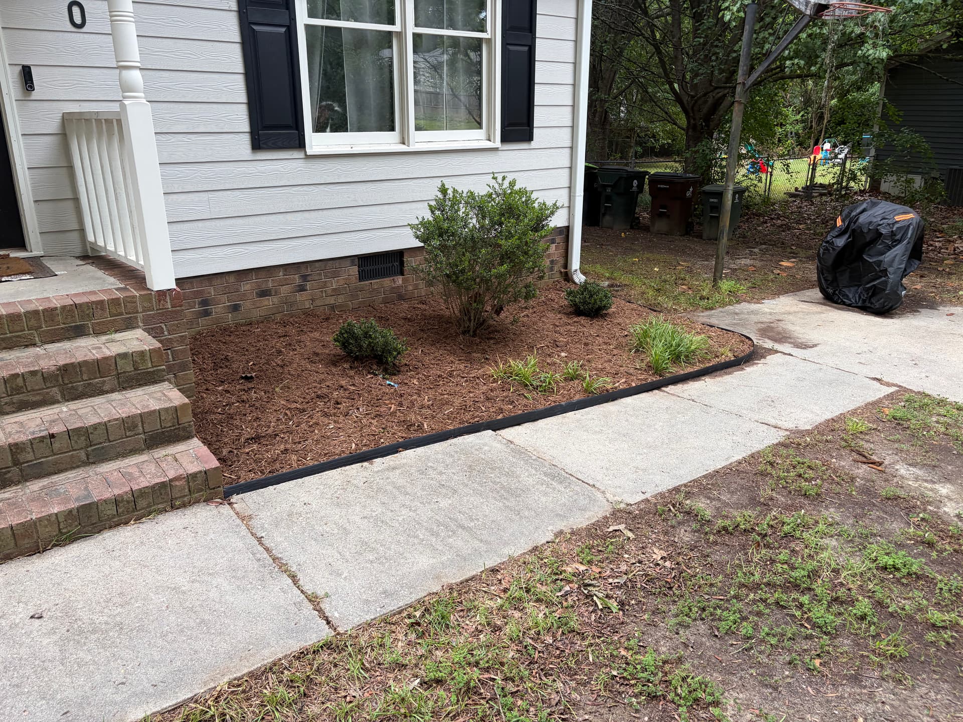 Gallery photos for Fresh Mulch, New Shrubs, and Clean Beds That Actually Look Good: Image #2