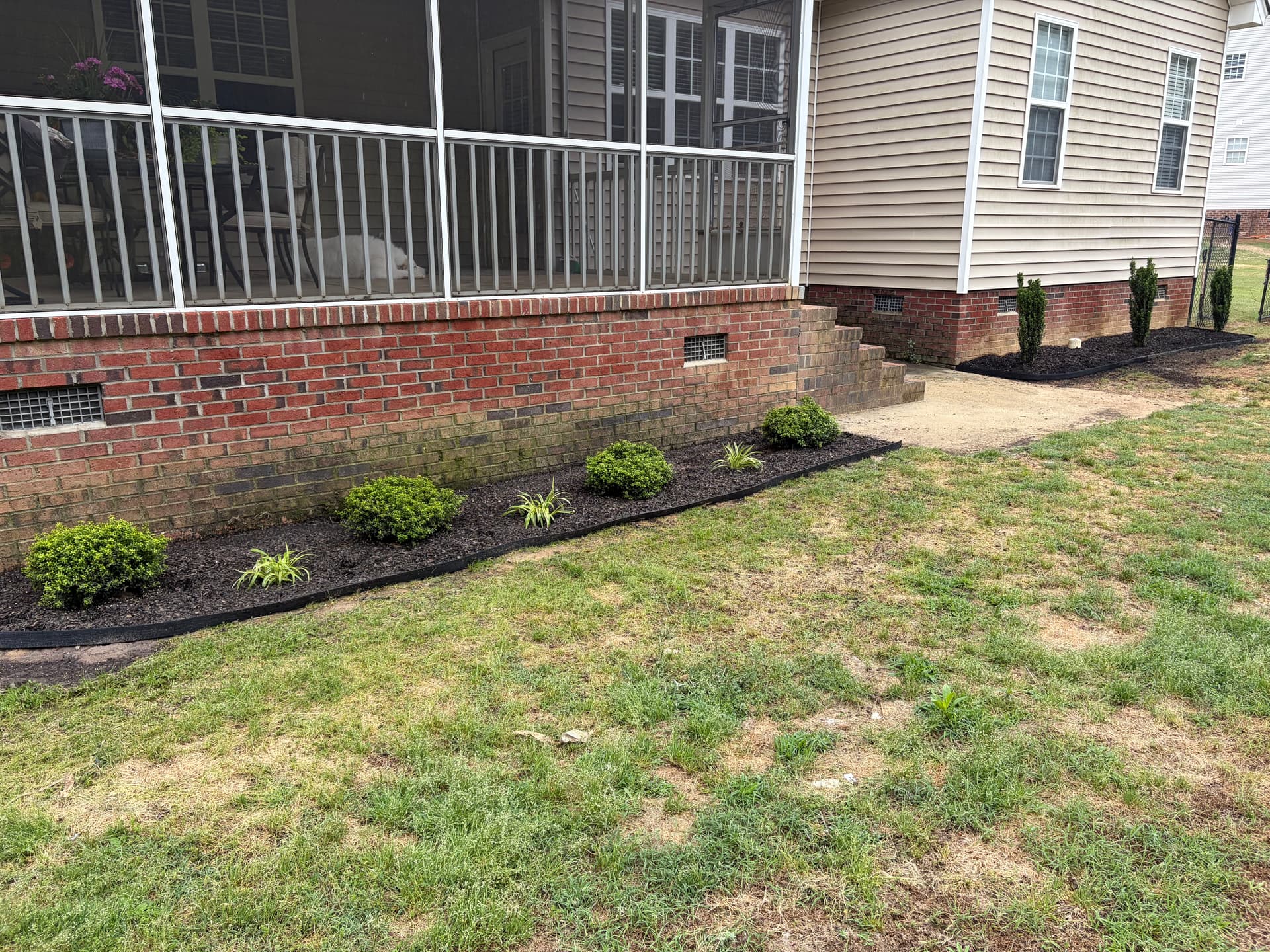 Gallery photos for Fresh Flower Beds Installed for a Sims NC Homeowner: Image #1